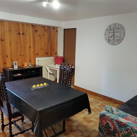 Appartement Mon Petit Studio à Montmorillon Extérieur photo
