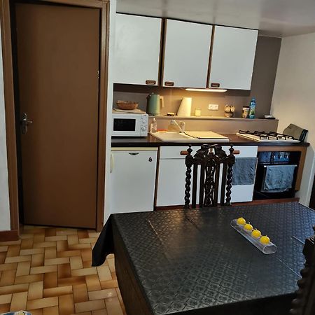 Appartement Mon Petit Studio à Montmorillon Extérieur photo