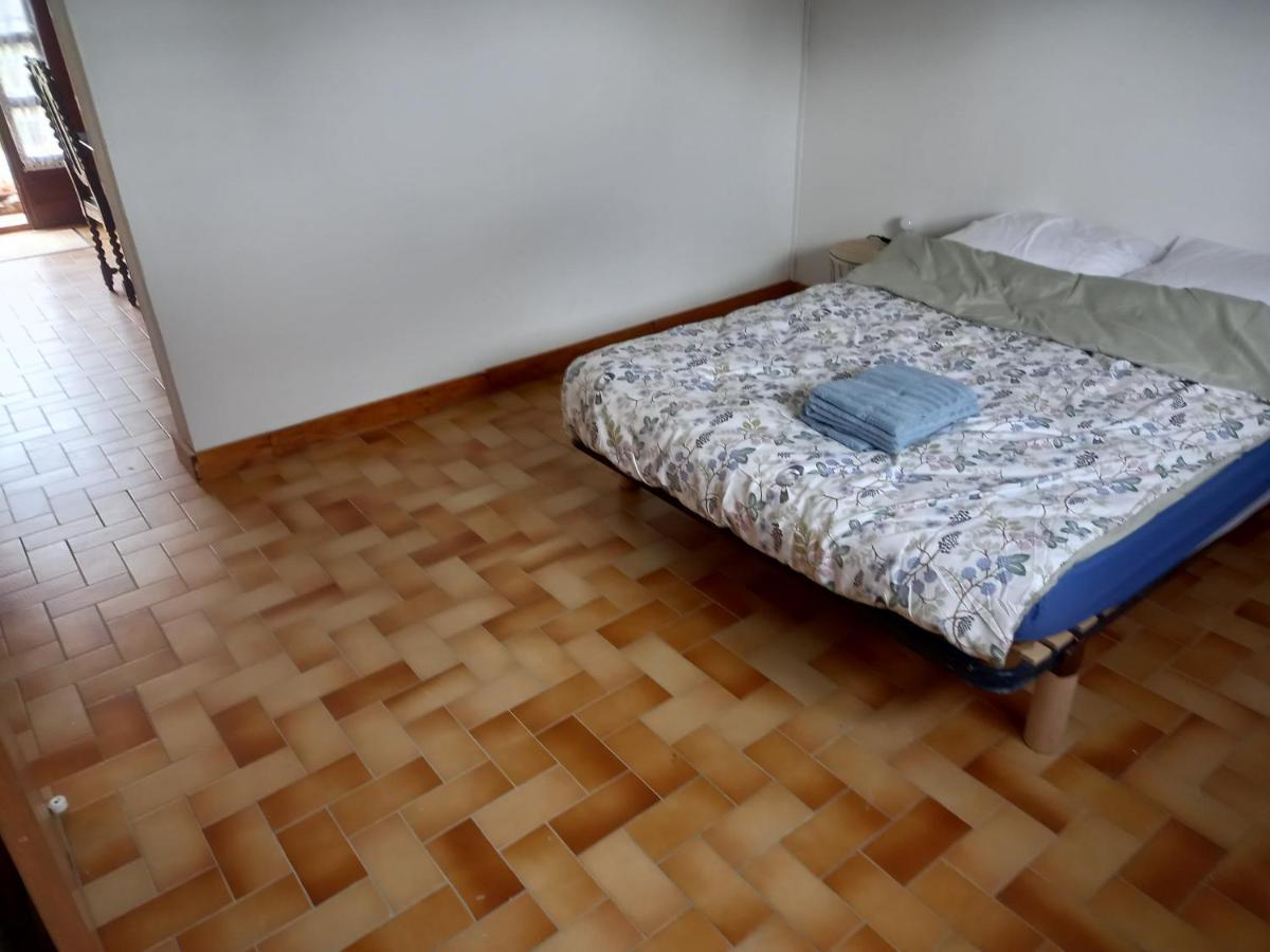 Appartement Mon Petit Studio à Montmorillon Extérieur photo